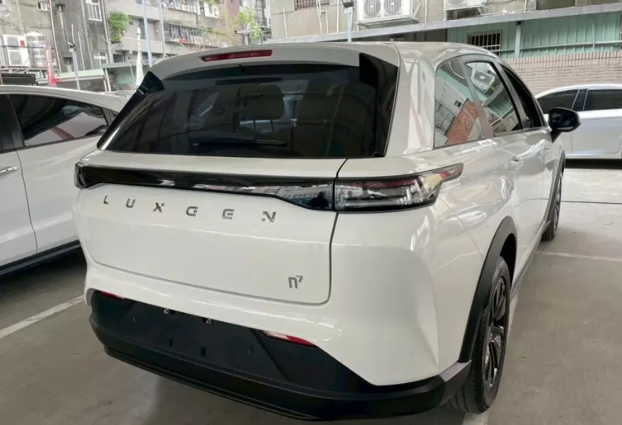 Luxgen n7 5人純粹版 照片 1