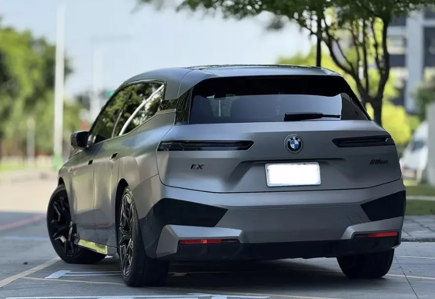 BMW iX xDrive50旗艦版 照片 1