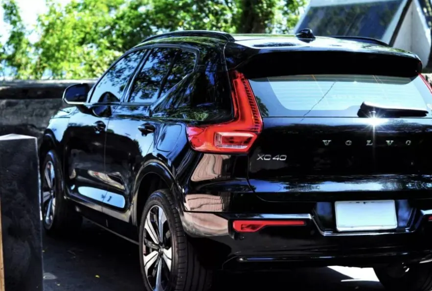 Volvo XC40 Recharge Plus Single motor 照片 1