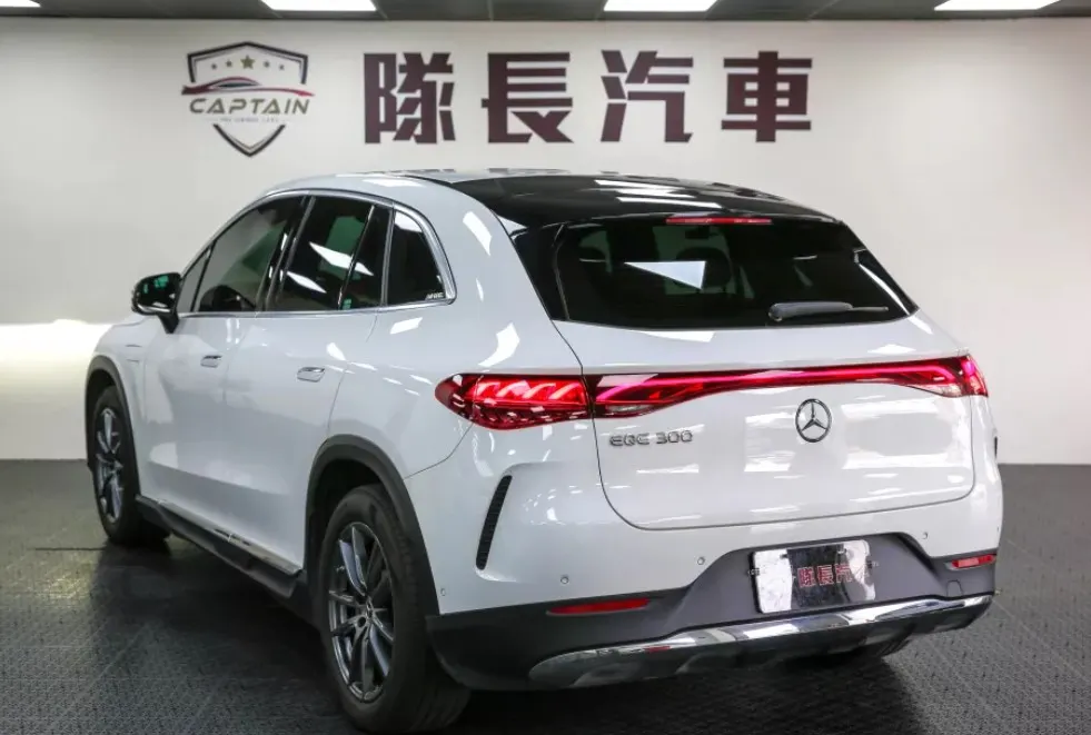 M-Benz EQE 300 照片 1