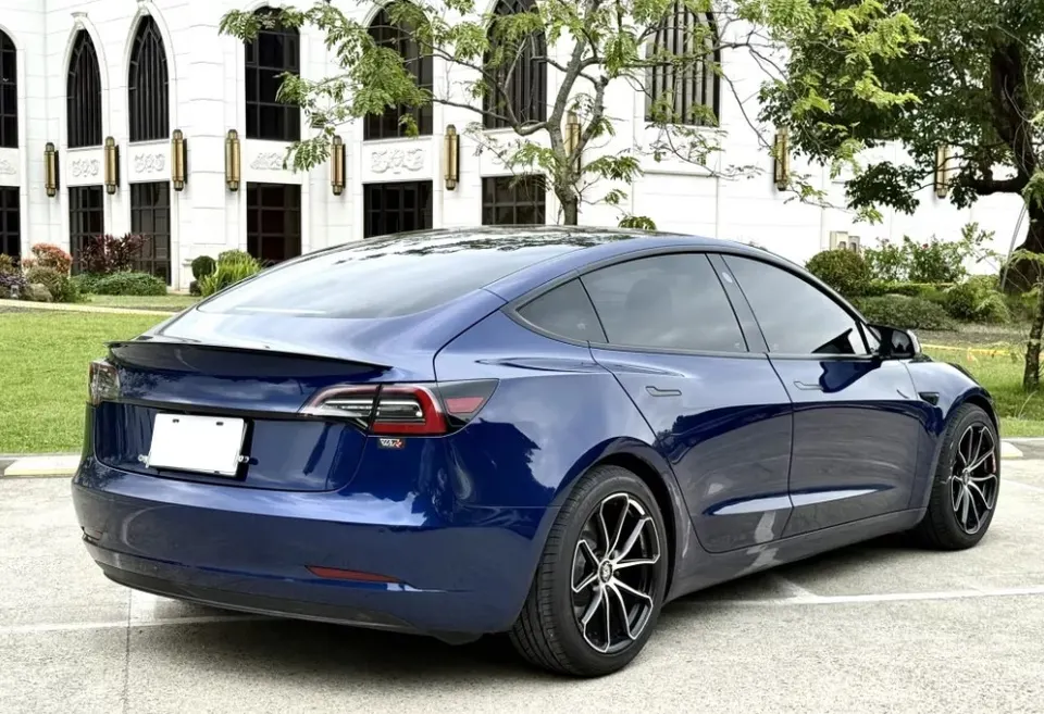 Tesla Model 3 Long Range