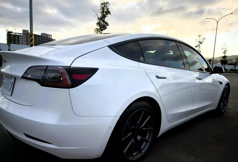 Tesla Model 3 Standard Range Plus