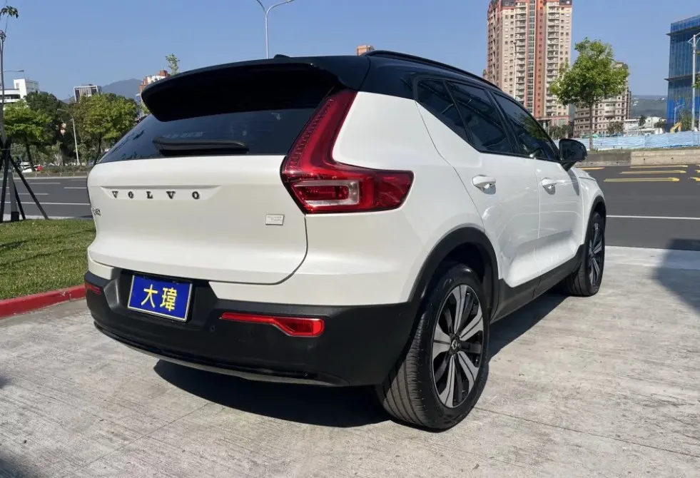 Volvo XC40 Recharge Ultimate Twin motor 照片 1