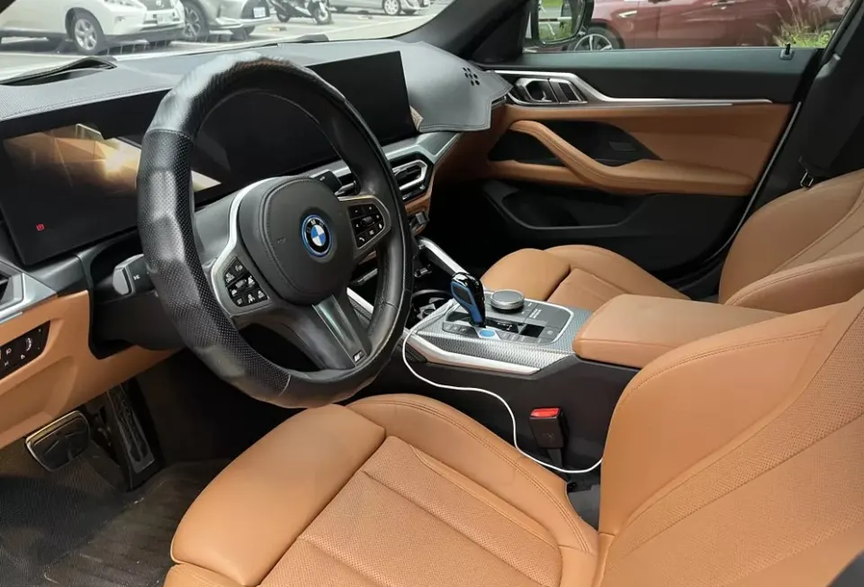 BMW i4 eDrive40