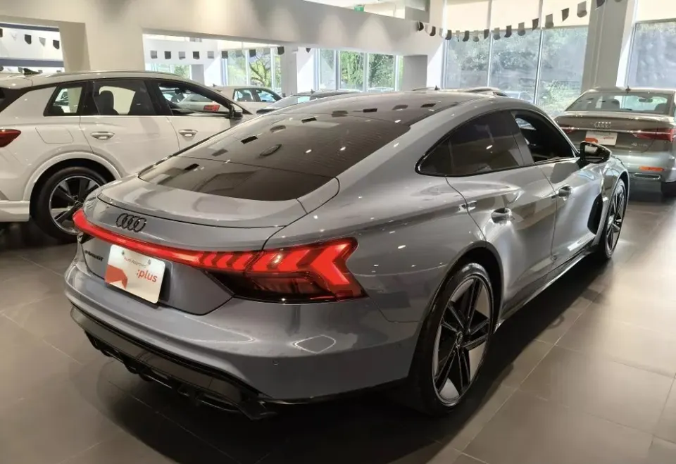 Audi e-tron GT Black Edition