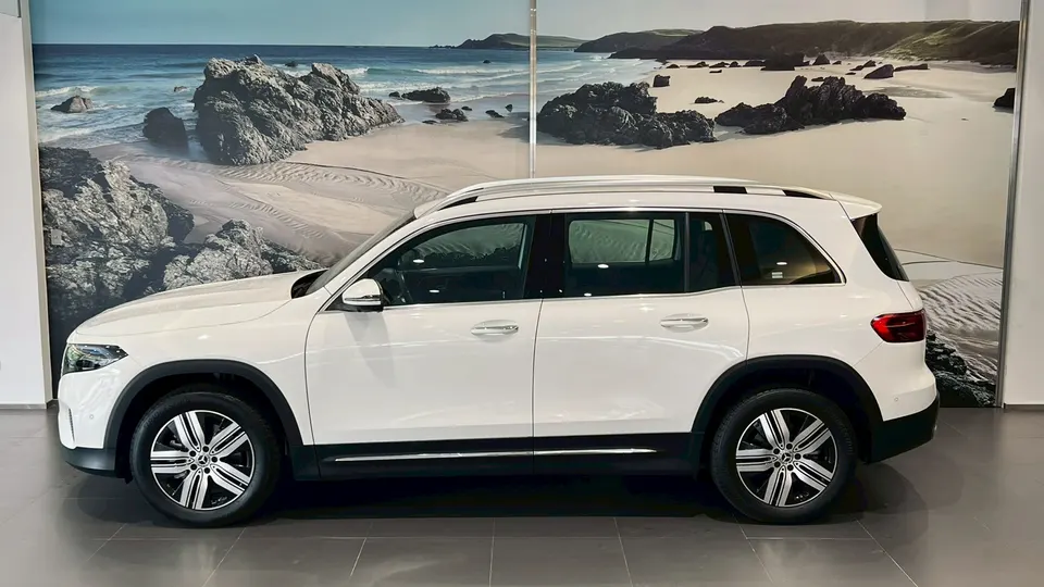 賓士原廠認證車 Mercedes-Benz EQB250