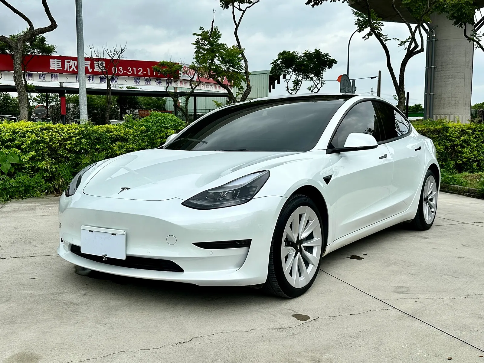 2022年Model 3 LR 長程版 跑五萬三 照片 1