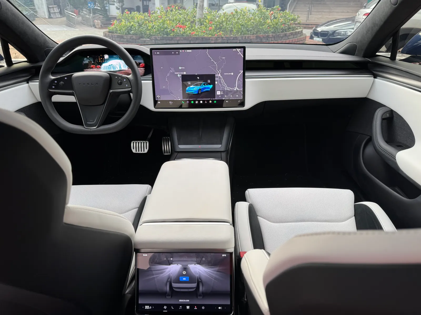 Tesla model s plaid 照片 1