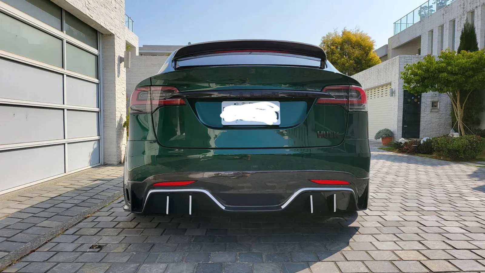 Tesla Model X LR+ 照片 1