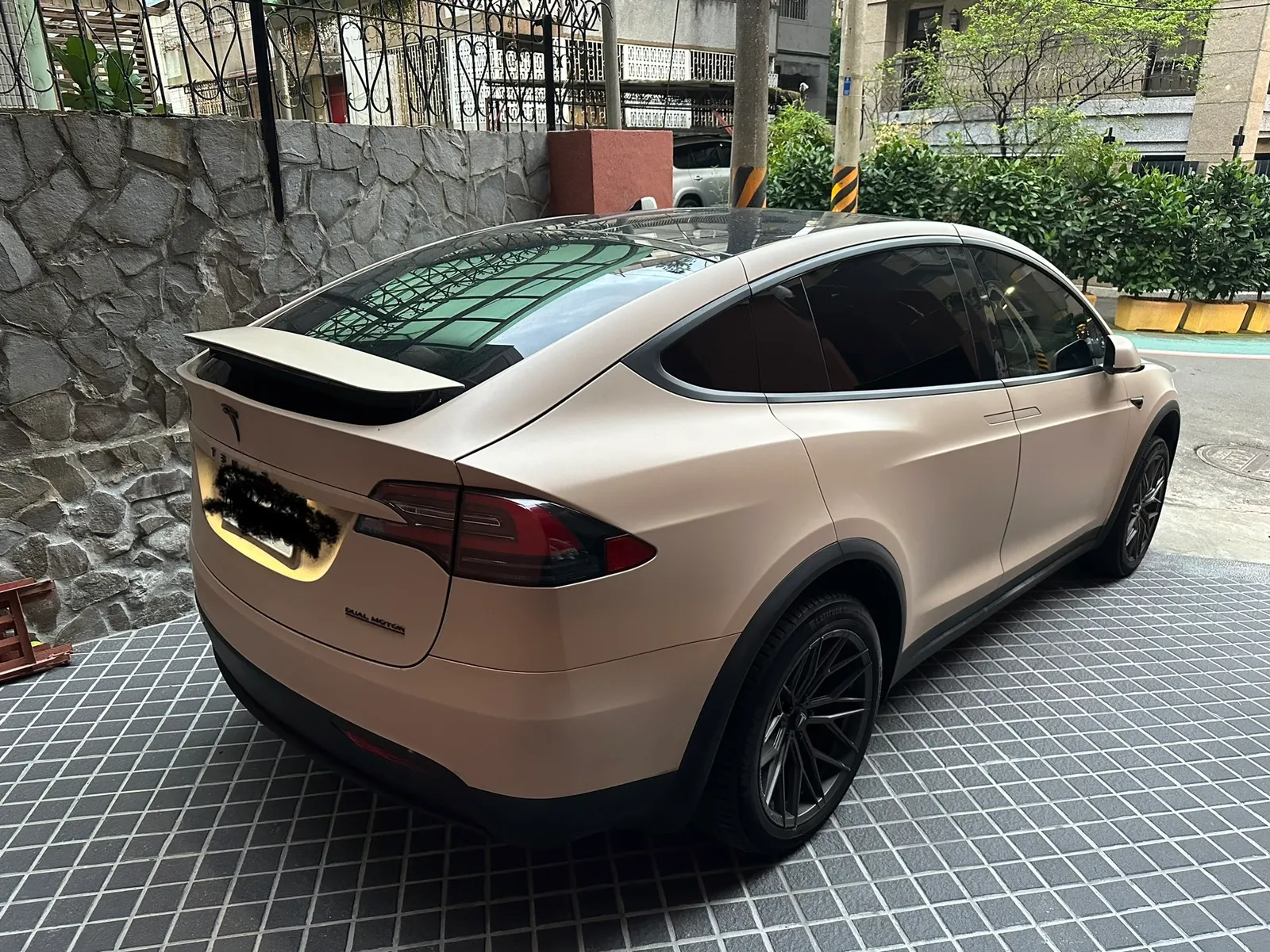 Tesla Model X Performance 照片 1