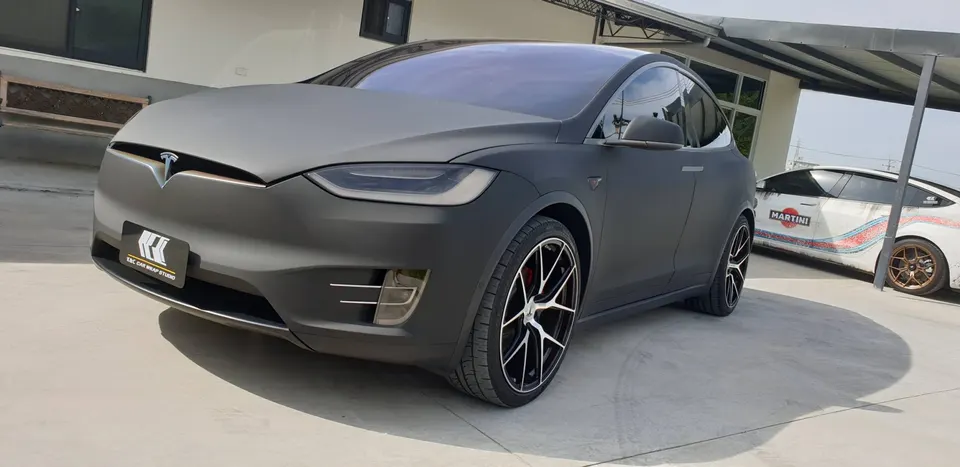Tesla Model X Performance