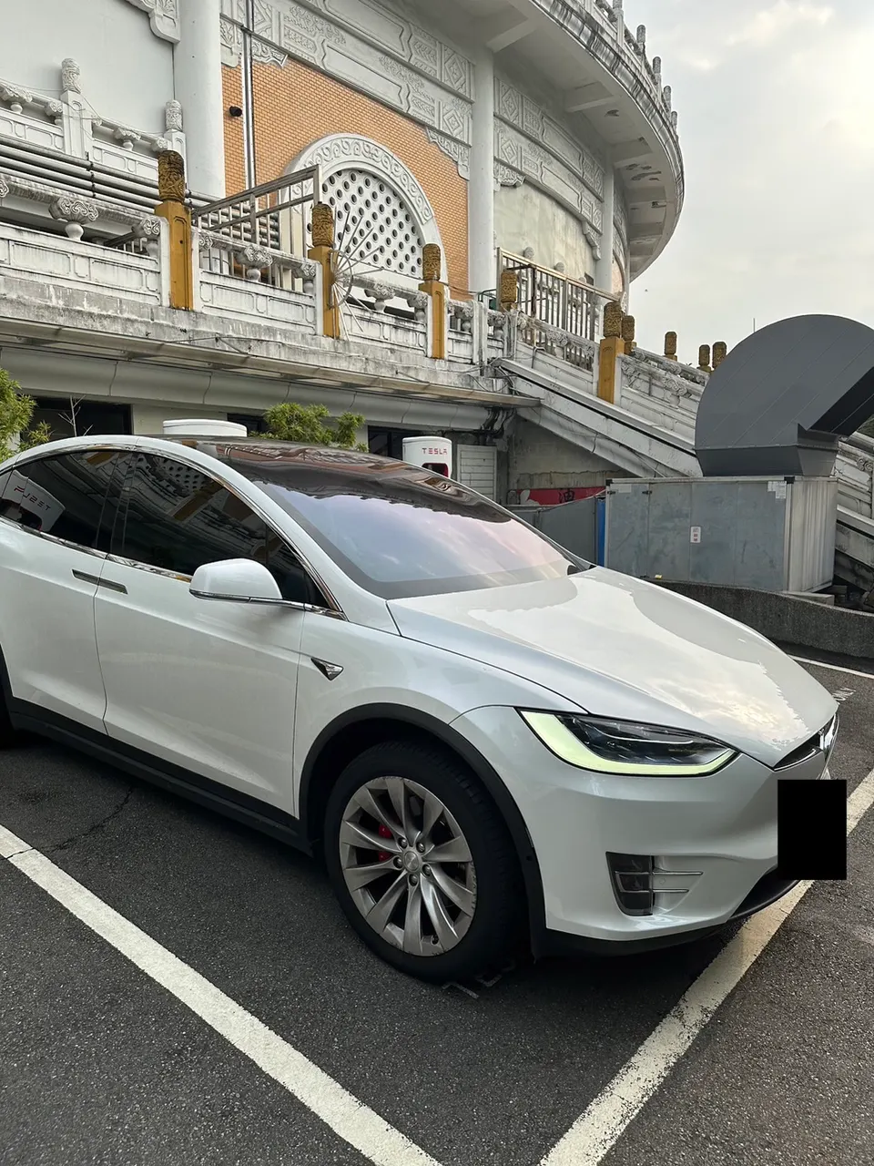 Tesla Model X P100D