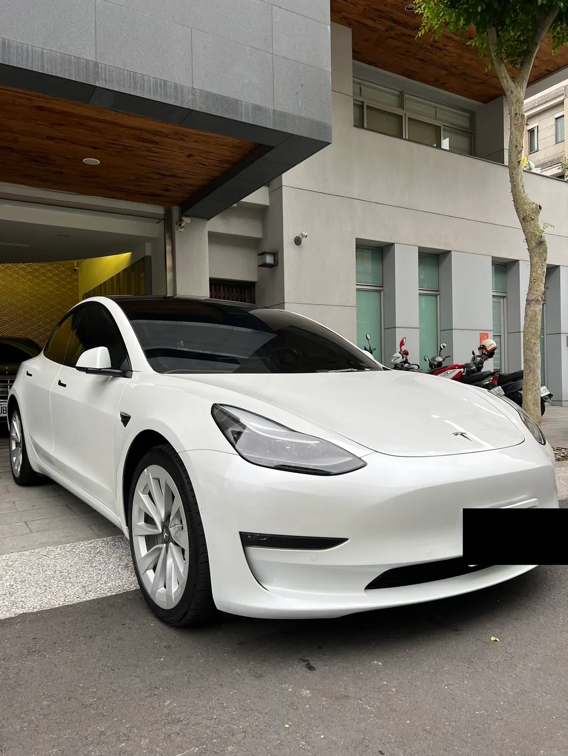 Tesla Model 3 LR 照片 1
