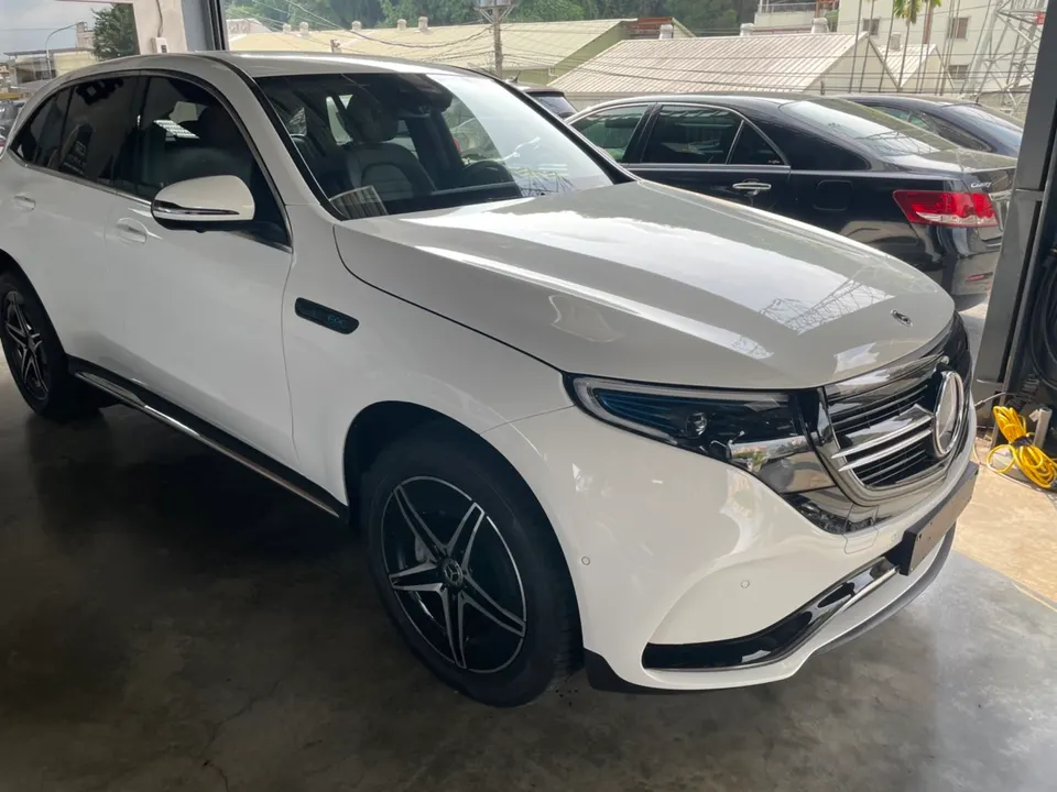 Mercedes-Benz EQC400