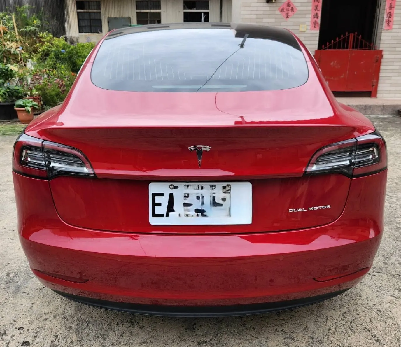 Tesla Model 3 LR 照片 1