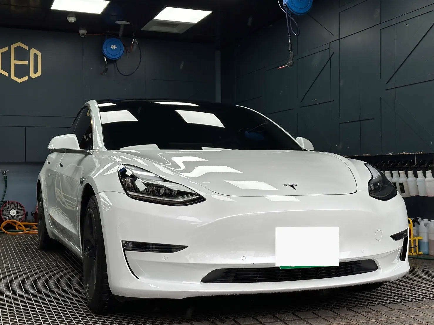 Tesla Model 3 LR 照片 1