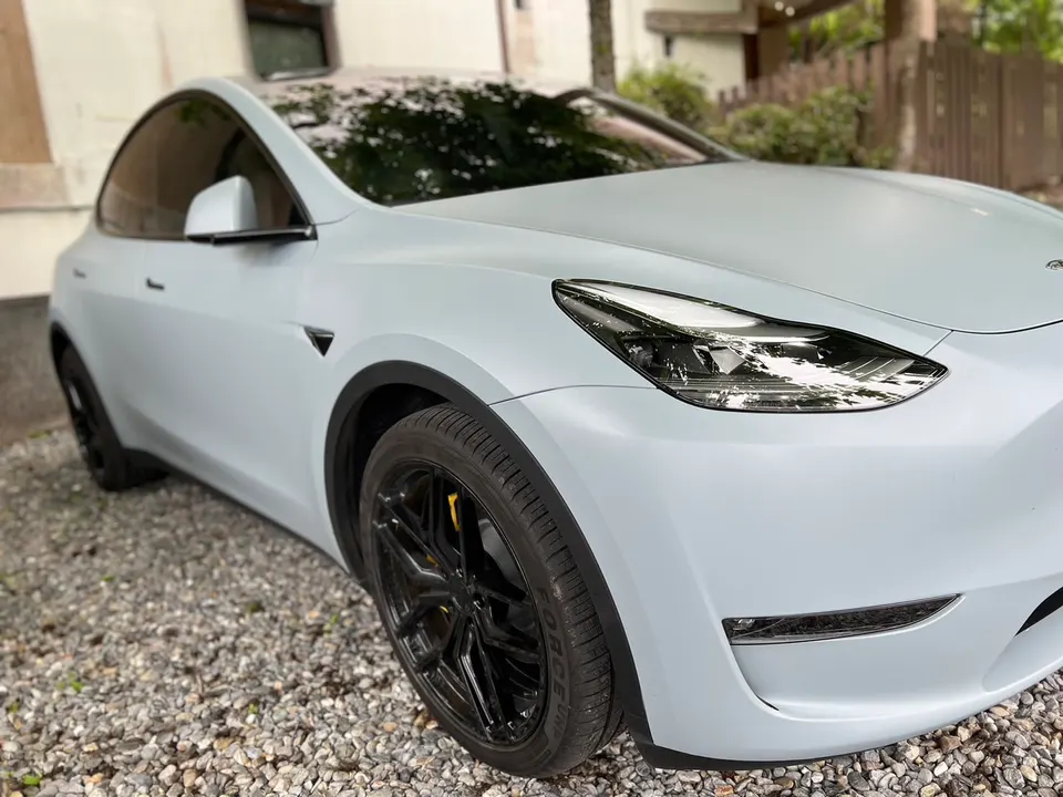 Tesla Model Y LR