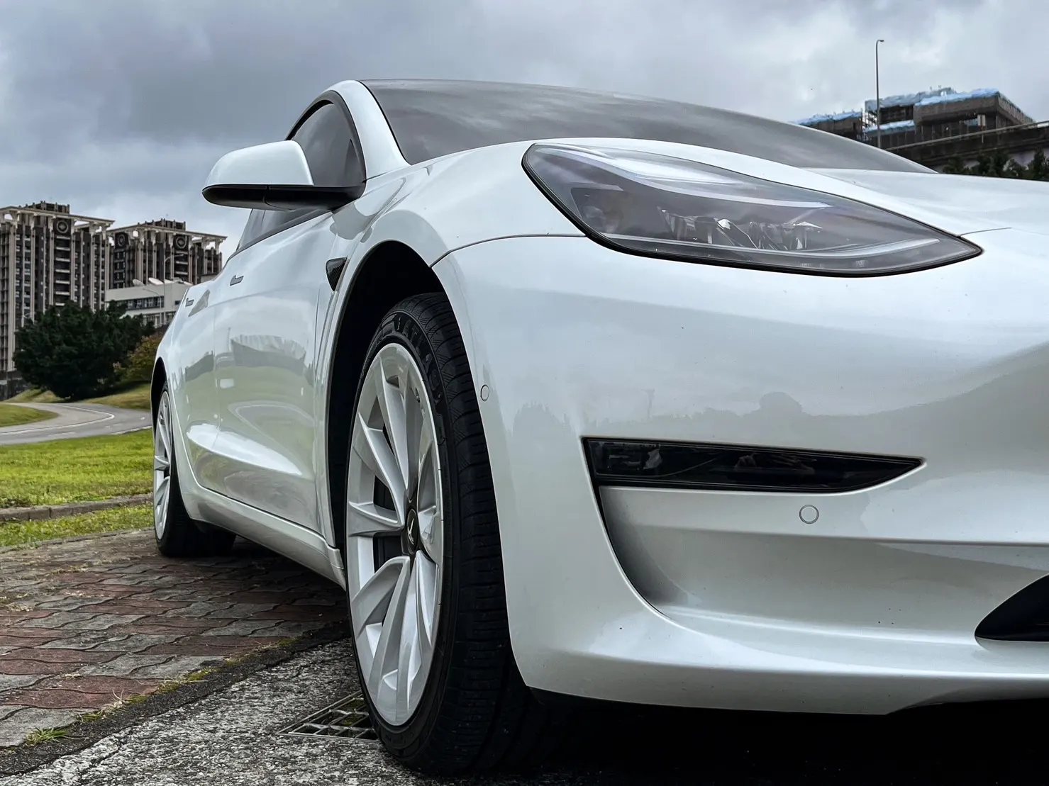 Tesla Model 3 LR 照片 1
