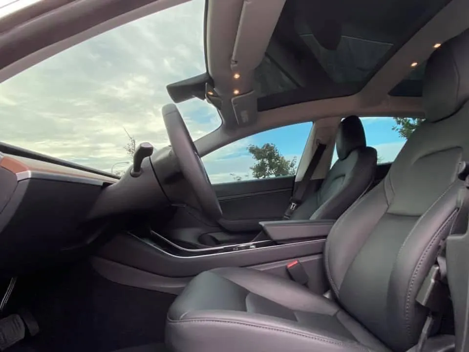 Tesla Model 3 LR 照片 1