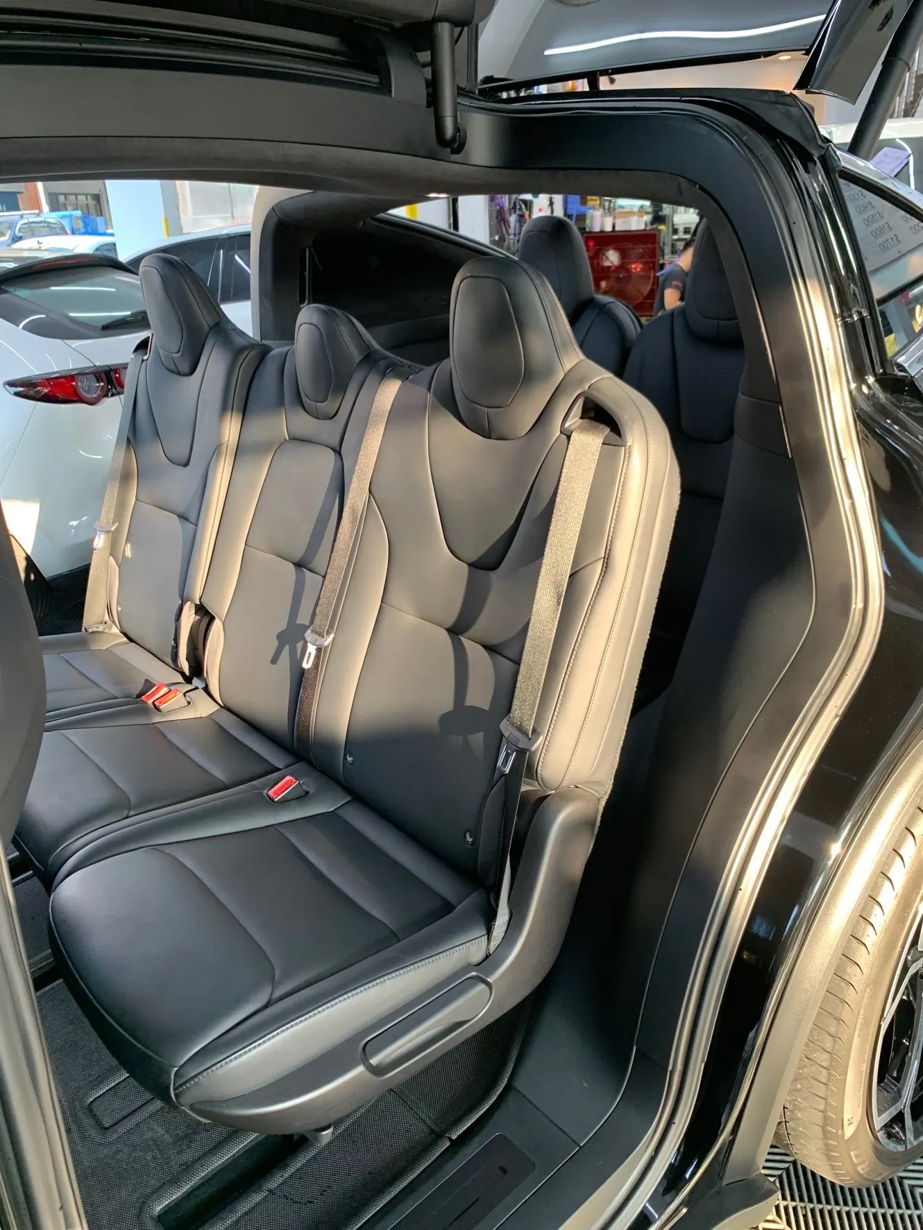 Tesla Model X LR 照片 1