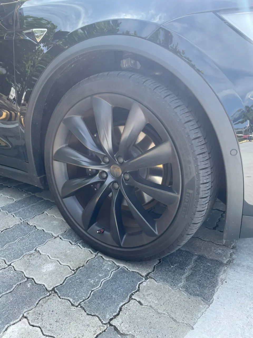 Tesla Model X LR