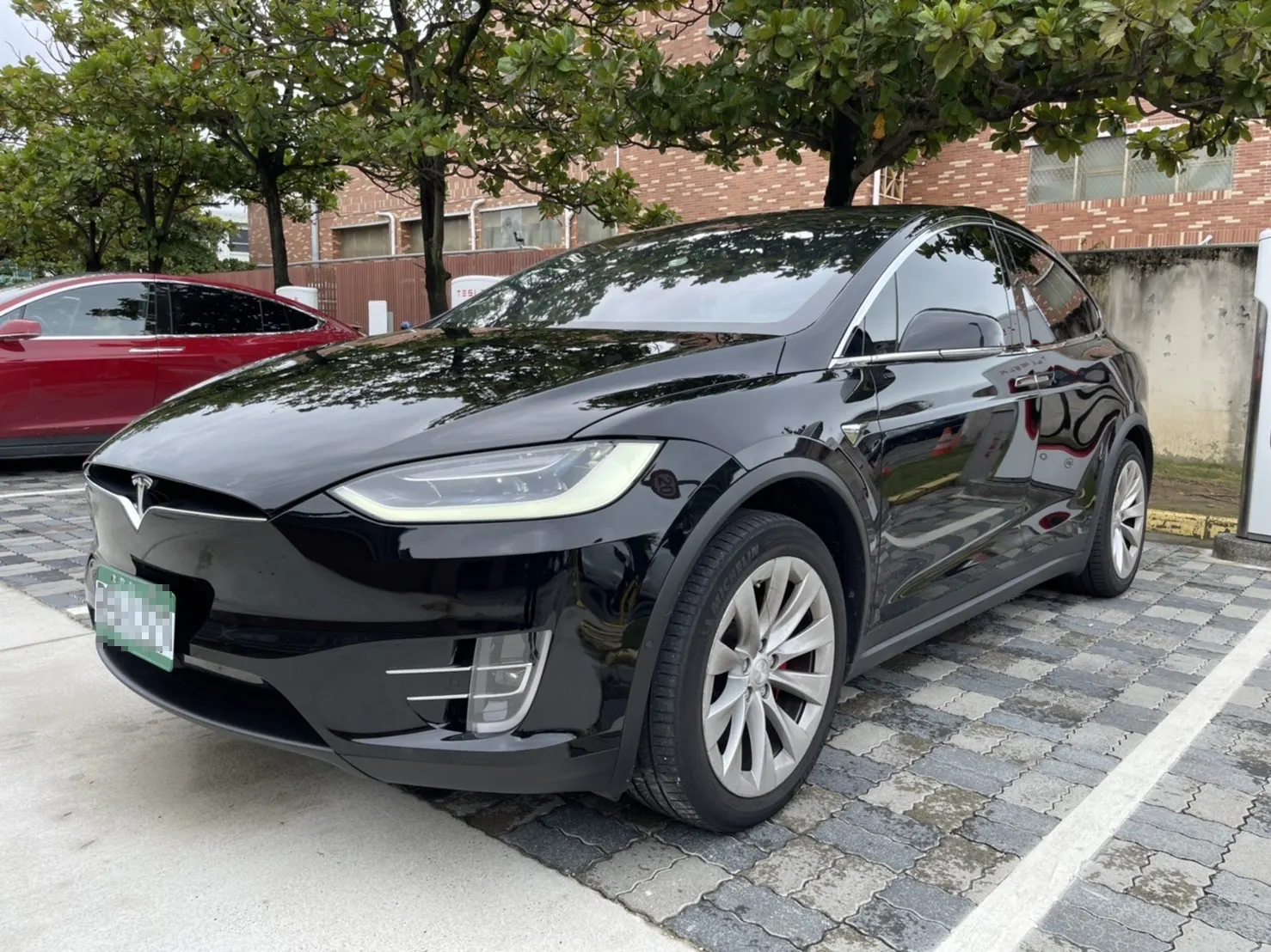 Tesla Model X Performance 照片 1