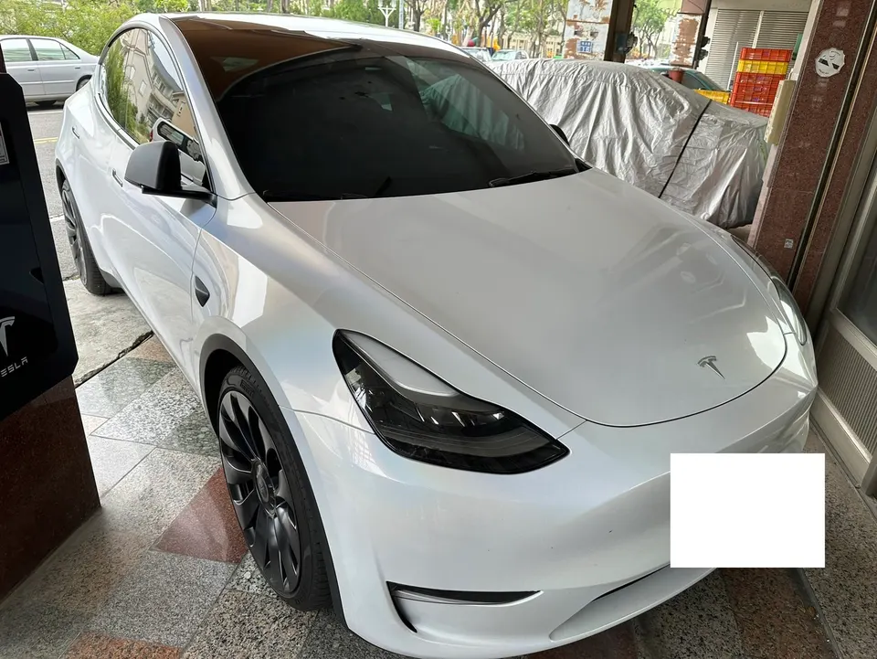 Tesla Model Y Performance