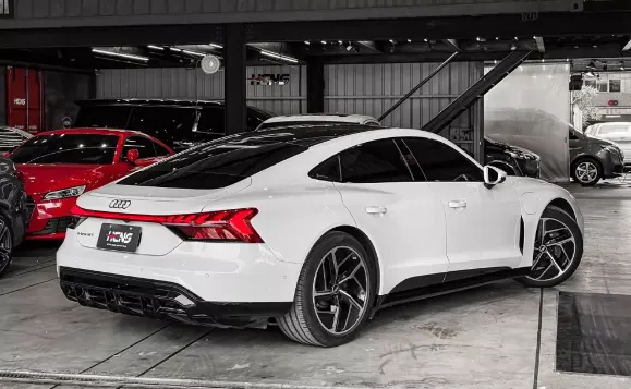 Audi e-tron Quattro GT