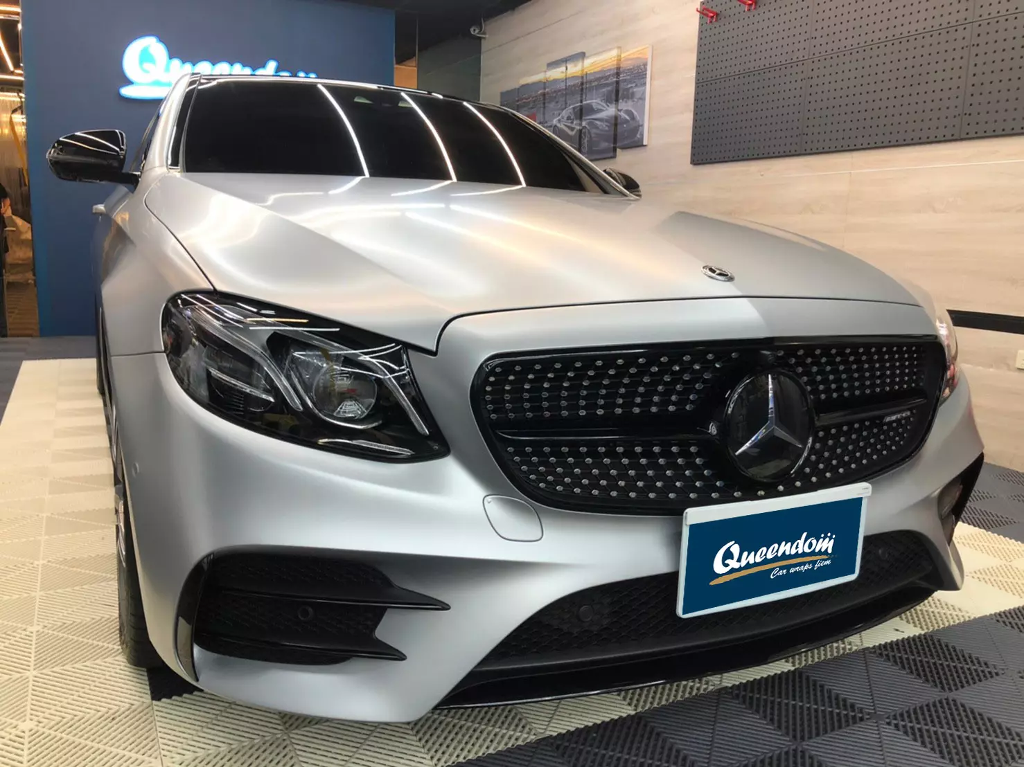 Benz E300 霧銀鍍鉻